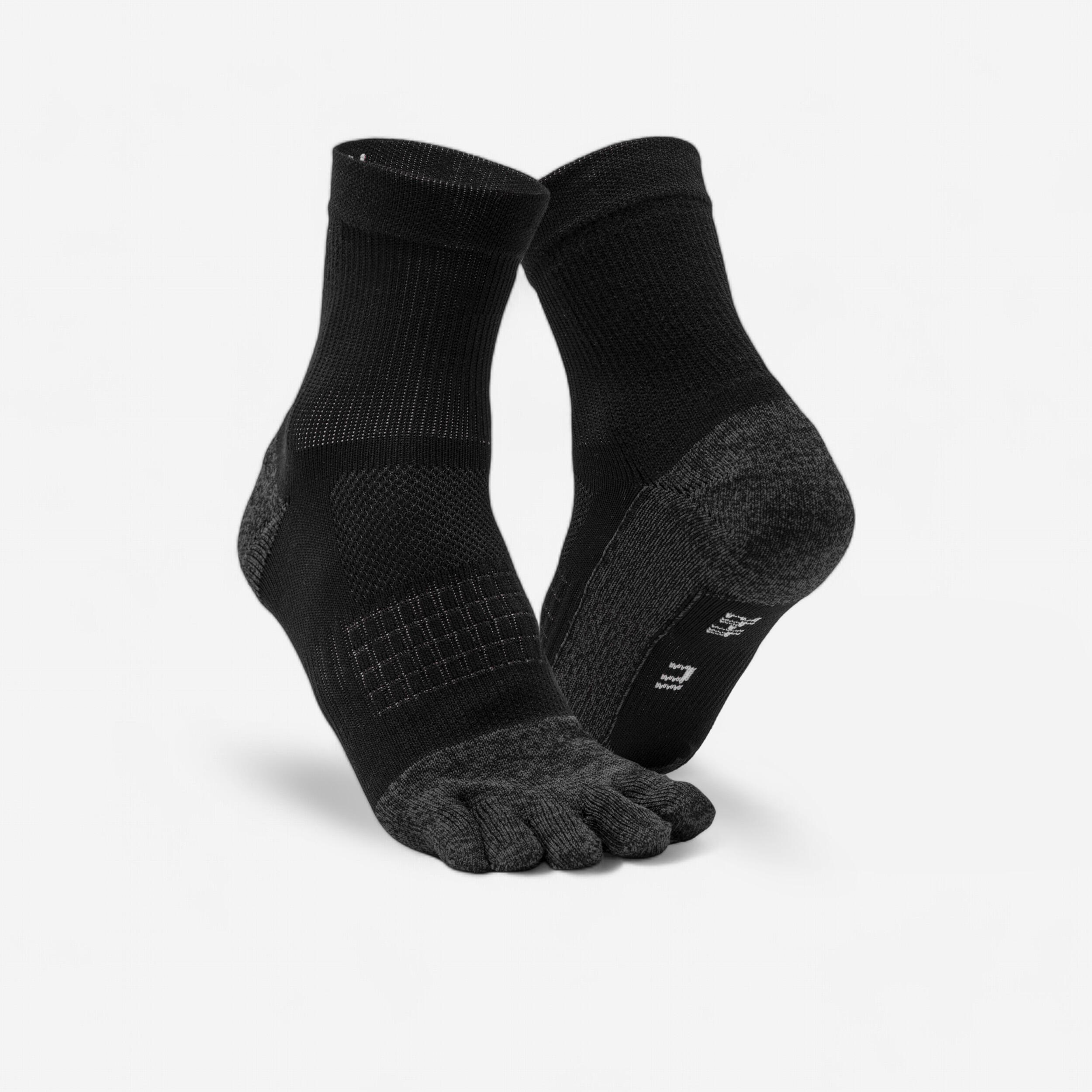 KIPRUN CALCETINES DE RUNNING KIPRUN RUN900 5 DEDOS NEGROS