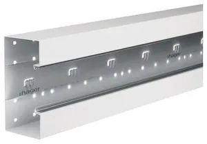 Hager BRS8517019016 Brüstungskanal Unterteil (L x B) 2000 mm x 170 mm 2 m Weiß