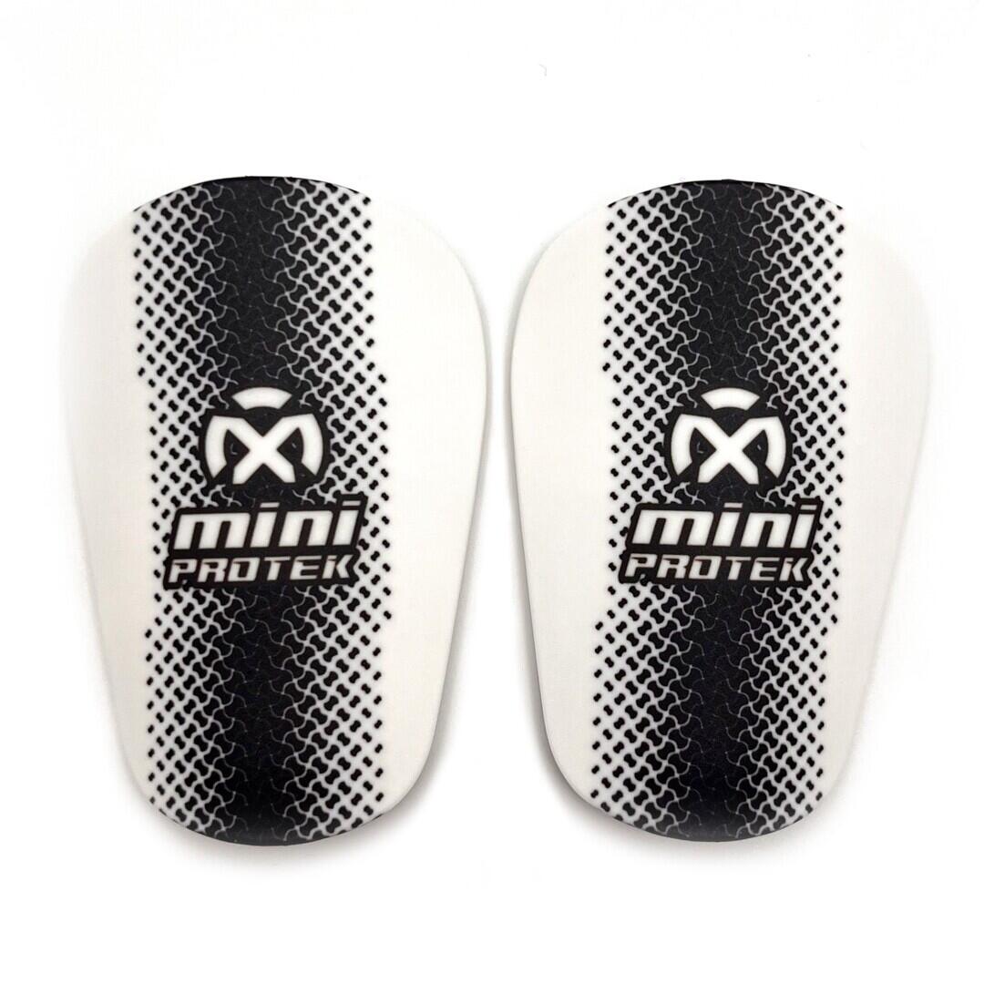 OXUM Espinilleras mini gama Airlite Blanca y Negra Talla S