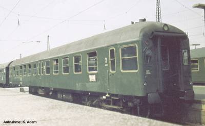Piko H0 59682 Piko H0 59682 H0 Mitteleinstiegswagen der DB Steuerwagen Bymf 2. Klasse Steuerwagen Bymf 2. Klasse