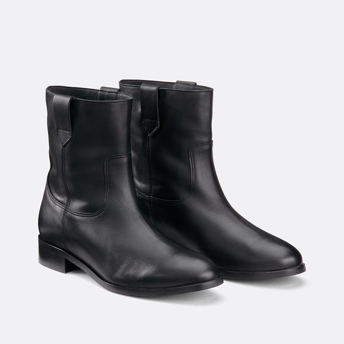 Lederstiefel mit flachem Absatz im Westernstil