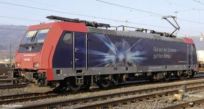 Piko H0 21619 Piko H0 21619 H0 E-Lok 484 020 "Gut auf der Schiene - gut fürs Klima" der SBB Cargo