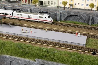 Auhagen 43688 TT Bahnsteig ohne Überdachung
